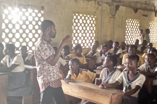 Sponsor Education & Healthcare for Children in Ghana